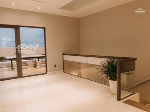 bán nhà 4pn 4wc, 3 tầng, 304m2 giá siêu hời tại đại lộ phú hưng, tiến hưng, đồng xoài, bình phước