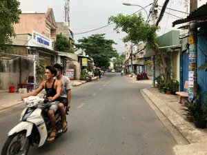 bán nhà 5 x 32 mặt tiền xuân thới sơn 3 giá 6.3 tỷ