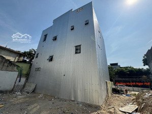 bán toà nhà căn hộ có thu nhập cao