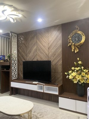 cho thuê ch khải hoàn đường lạc long quân, quận 11, 106m2, 2pn, 2wc, giá 11tr.lh:0936571849