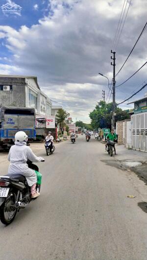 Bán lô góc 2 mặt tiền Nguyễn Chí Thanh - vị trí kinh doanh tốt, đang cho thuê 9 triệu/ tháng