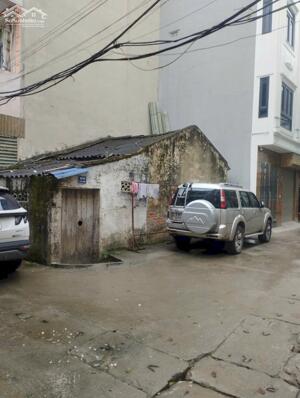 Bán lô đất binh đoàn 11 Tây Tựu: DT43.5m2, lô góc, ô tô tránh. Sát Đại Học Công Nghiệp, Sẵn sổ đỏ.