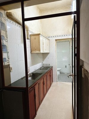 . c.h.o t.h.u.ê n.h.à mặt phố phan bội châu vị trí đẹp