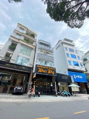 chính chủ kẹt tiền cần giãm giá 3 tỷ bán nhanh nhà 3 lầu mặt tiền đất thánh, ngay cư xá bắc hải-q10