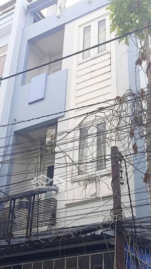bán nhà riêng 1 trệt, 2 lầu, 1 thượng dt 35m2 chính chủ sổ hồng tại hẻm sông hồng tp long xuyên