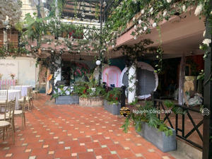 cho thuê mt trường sơn,p.15, q.10, dt: 14x25m, 2 tầng giá thuê 135tr/th, 0909860998 - công danh !