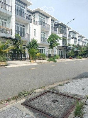 bán shophouse mặt tiền phúc an city, 2,8 tỷ, 100m2, sổ riêng công chứng trong ngày