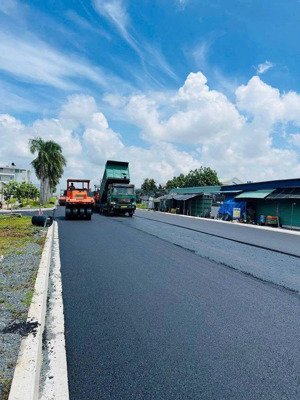 cần bán nhanh lô đất đẹp tại trung tâm thị trấn thủ thừa