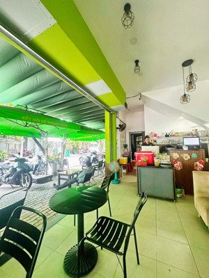 bận việc nên sang/cho thuê góc caffe khách ổn định đường số chợ tân quy q7