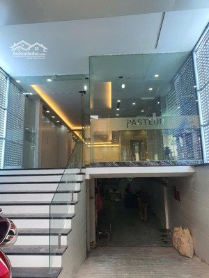 cho thuê mặt bằng kinh doanh siêu chất tại mặt phố bà triệu, 120m2.