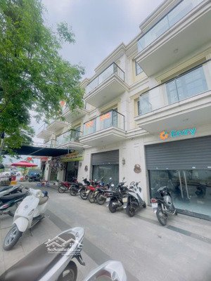 cho thuê nhà mặt tiền mê linh, liên chiểu, đà nẵng, dt 100m2/sàn, phù hợp văn phòng, kinh doanh, ở