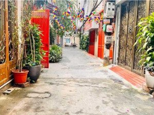 chính chủ cho thuê nhà ngõ 5 láng hạ
