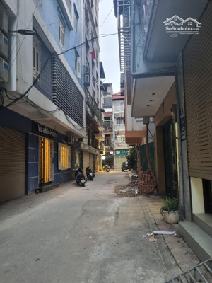 bán nhà nguyên hồng đống đa dt 34/36m x 3t x mt 5,1m giá 16,8 tỷ có thương lượng