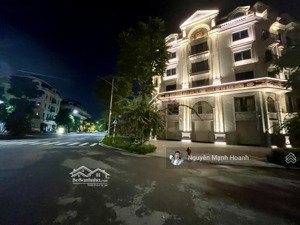 bán nhà liền kề kiến hưng luxury, lô góc full nội thất cao cấp, thang máy, ở ngay