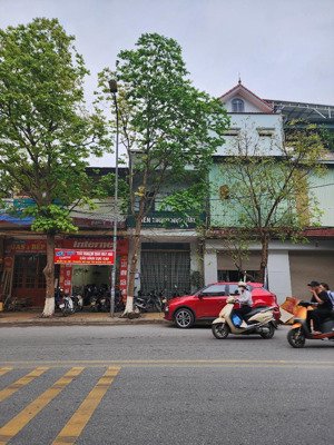 bán nhà 2 tầng 48,7m2 mặt đường chu văn an tp thái bình