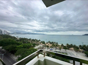 cần bán khách sạn 3 sao view trực diện biển trần phú, nha trang