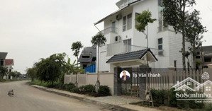 bán biệt thự newhouse quốc oai 298m2 xây 4 tầng mặt tiền 15m giá 60/m2 lh 0964642846