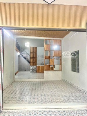 siêu hiếm! ông ích khiêm, hông tứ tung chỉ 3.79 tỷ, phù hợp kd, khu buôn bán sầm uất. lh 0817461702