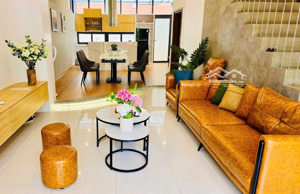 bán căn lotus 6 ngủ, nội thất siêu xinh, sẵn sàng chạy homstay hoặc cho thuê, view bể bơi