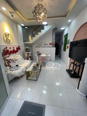nhà mới phú nhuận hẻm 489a huỳnh văn bánh thông trường sa - 3pn 3wc