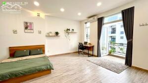 CHO THUÊ STUDIO BAN CÔNG FULL NỘI THẤT PHÒNG RỘNG RÃI GẦN LOTTE, RMIT, TDT, UFM, gần cầu tân thuận,...
