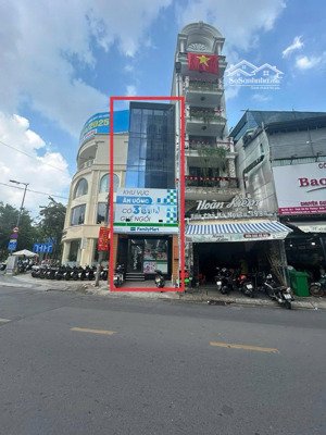 cho thuê văn phòng vị trí đẹp, tiện di chuyển
