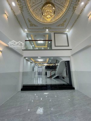 bán nhà mặt phố tại lê văn lương, 9,8 tỷ, 90m2, 4pn, 4wc, nhà bè, hcm