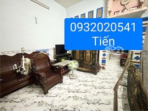 nhà mặt tiền kd lê văn lương - phước kiển - cạnh bv nhà bè trường học .