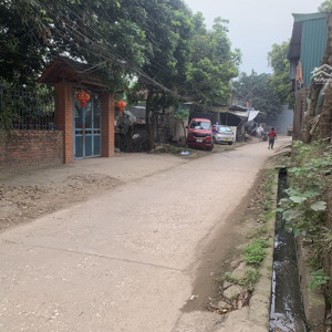 bán đất thị trấn chúc sơn chương mỹ, 70m2 mt 4m đường ô tô, gần ql6, nhà văn hoá, sát quận hà đông