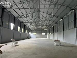 Kho 660 m2 gần Khu CN Trà Nóc xe 10 tấn
