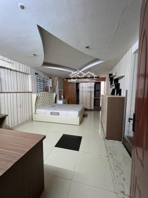 2mt phạm văn hai tân bình - góc 20m - 7 tầng thang máy - hầm ô tô -căn hộ dv doanh thu 300tr/tháng