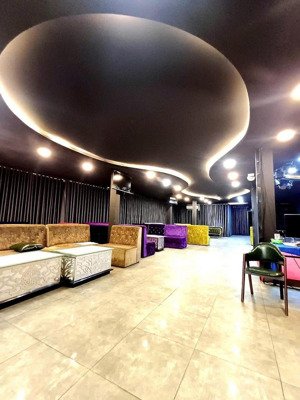 cho thuê nhà 7x50m mặt tiền huỳnh tấn phát, p.tân thuận đông, q7