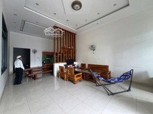 nhà đẹp đường 20a hoà thuận - 10 x 25m - giá rẻ bằng lô đất chỉ 2.3 tỷ