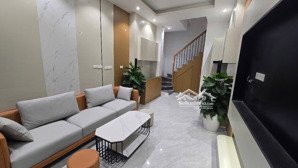 bán nhà siêu phẩm phố mai hắc đế, 3 tầng siêu đẹp, gần công viên thống nhất, đất rộng mà giá hạt rẻ