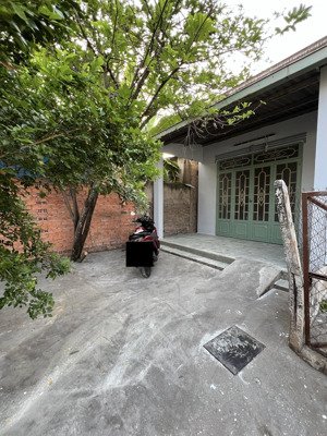 chính chủ bán nr 2pn, 1wc, 109m2 tại phan đăng lưu, tân an, thủ dầu một, bình dương