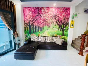 bán nhà 3 tầng mua vào ở ngay tại xã vĩnh ngọc !!!