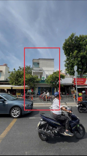 hàng hiếm! bán nhà mặt tiền phạm viết chánh ,quận 1 - dt: 6 x17m, hđt:90 triệu - giá: 27 tỷ còn bớt