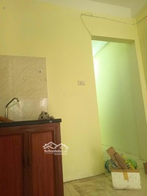 chính chủ cho thuê nhà trọ 1pn, 1wc tại phố trung kính, cầu giấy, hà nội, 3 triệu vnd