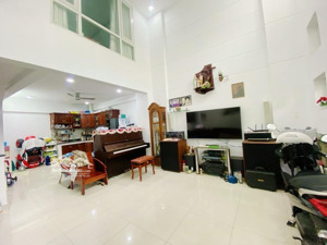 phường 2-tân bình. 60m2 - ngang đẹp 5.2m - 4tầng - 4 phòng ngủ - nở hậu - phạm văn hai-bùi thị xuân