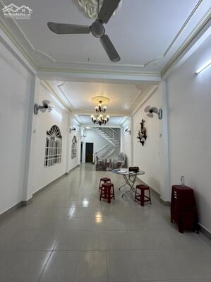 Bán Nhà Mặt Tiền Kinh Doanh Đường Đồng Tâm,111m2, ngang 6,2m nở hậu tài lộc, Đường sắm uất ngày đêm