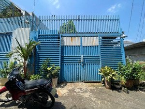 đất thổ cư hẻm xe hơi sau lưng ubnd huyện hóc môn, 5m x 20m, 3.7 tỷ