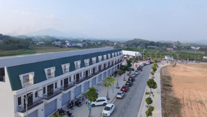 chỉ từ 1,6x tỷ có ngay lô đất nền, full thổ cư, sẵn sổ công chứng luôn.