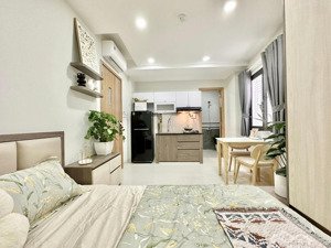 cần pass studio cửa sổ lớn ngay nguyễn văn đậu
