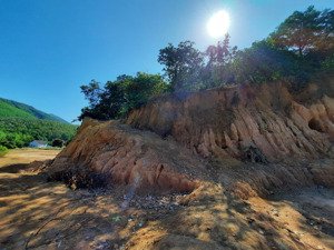 chính chủ cần bán khu đồi 1,6 ha-đường quốc lộ 20, thị trấn ma đa guôi, huyện đạ huoai, lâm đồng.