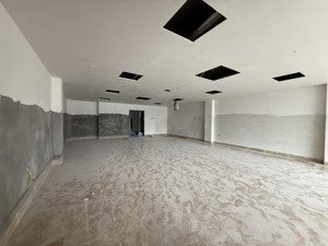 cho thuê nhà võ chí công, 250m2, 9 tầng, mt8m, vp, đào tạo, spa