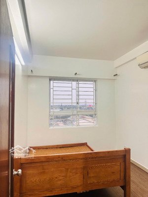 cần cho thuê nhanh căn hộ 70m(2pn+1wc) toà ct5 khu đô thị hồng hà eco city full đồ.lh 0964 665 488