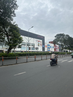 góc 2 mặt tiền lũy bán bích 30x50m, cn 1450m2 hđt 340 triệu/tháng, gpxd 9 tầng, giá 130tỷ