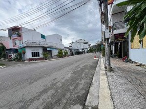 bán nhà mặt tiền đường 16m phường vĩnh hải nha trang giá chỉ 5,6 ty