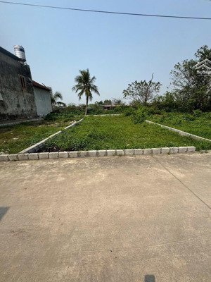 siêu phẩm đường 4m thông các ngả
88,4m (+ 18m lưu không). mt 6m= hậu = 6m quá đẹp