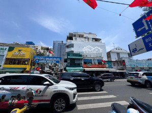 cho thuê địa điểm đặt biển quảng cáo - mặt tiền nguyễn thị minh khai - q.1